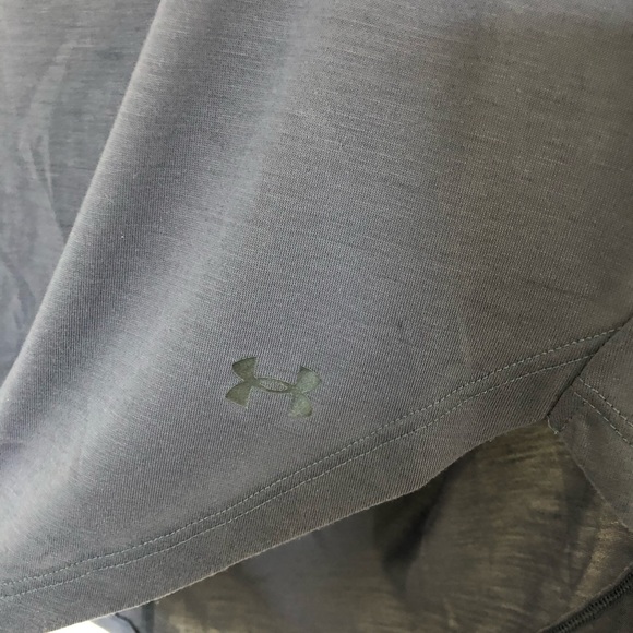 Under armour blue shirt - Picture 2 of 3